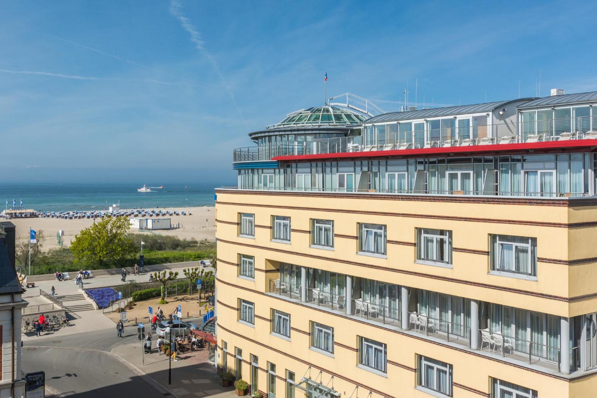 Strand-hotel Huebner Hotel