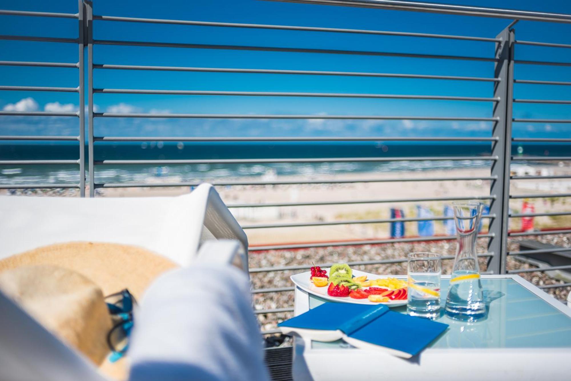 Strand-hotel Huebner 4*